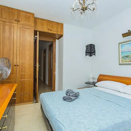 153 Alicante Apartment *